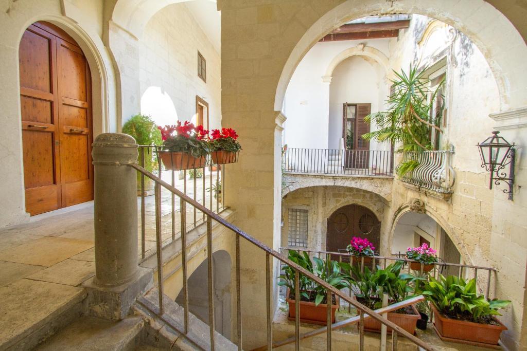 B&B Casa Li Santi Lecce Exterior foto